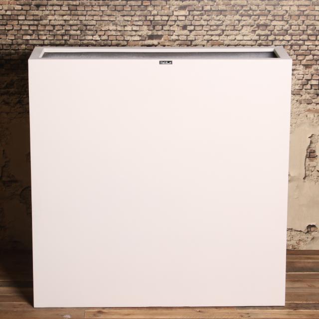 High flowerbox white